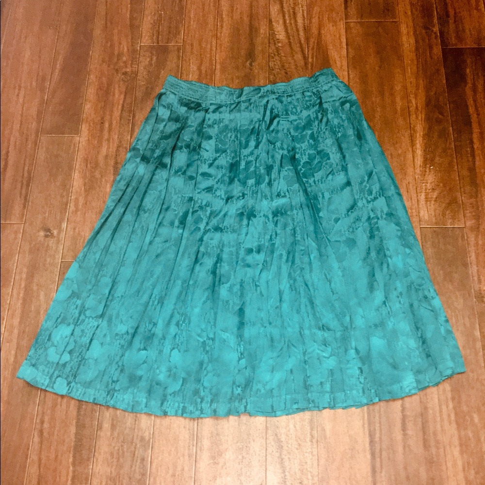 Patricia Magali-Silk Flower Pleated Skirt